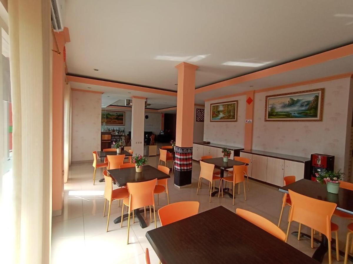 קוטה לומבוק Oyo 90473 Gowin Hotel מראה חיצוני תמונה