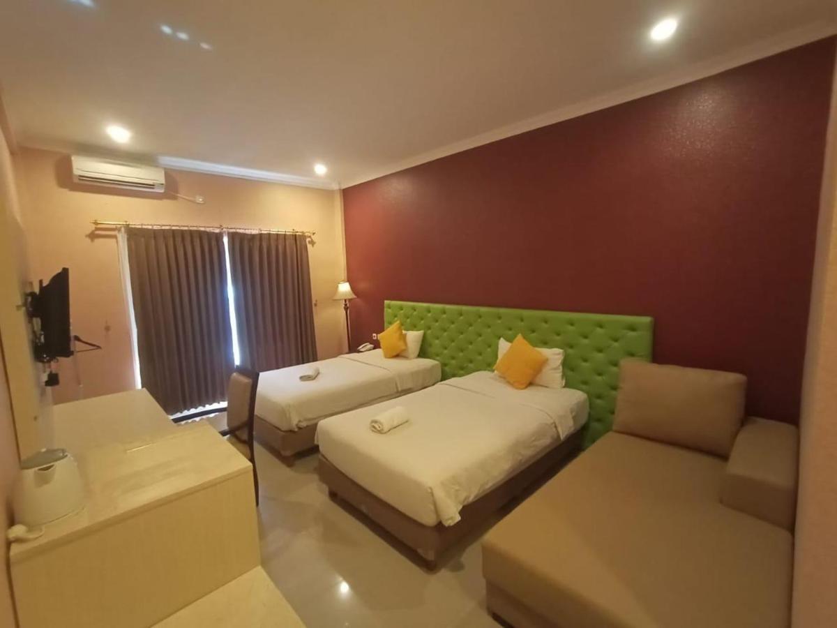 קוטה לומבוק Oyo 90473 Gowin Hotel מראה חיצוני תמונה